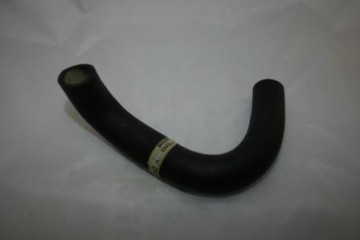 onderste radiateur slang